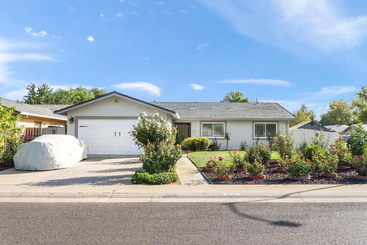 3557 Granby Dr photo 1