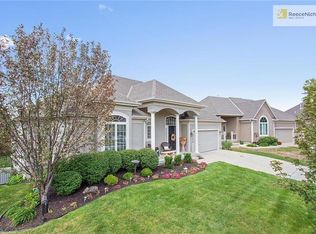 11436 S Deer Run St, Olathe, KS 66061
