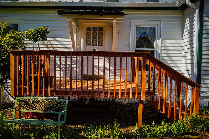 5904 Wall St #D