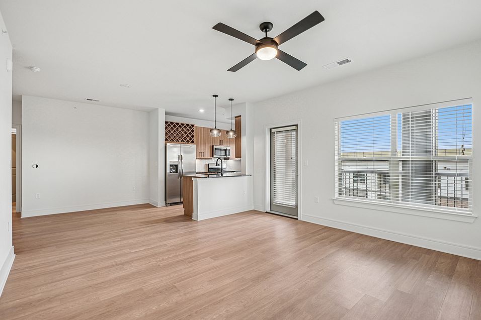 Unit 1215, Unit 5102, Unit 5311, Unit 5312