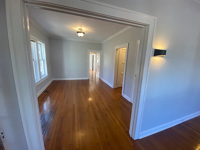 124 W Norwood Ct #1 — Photo 5