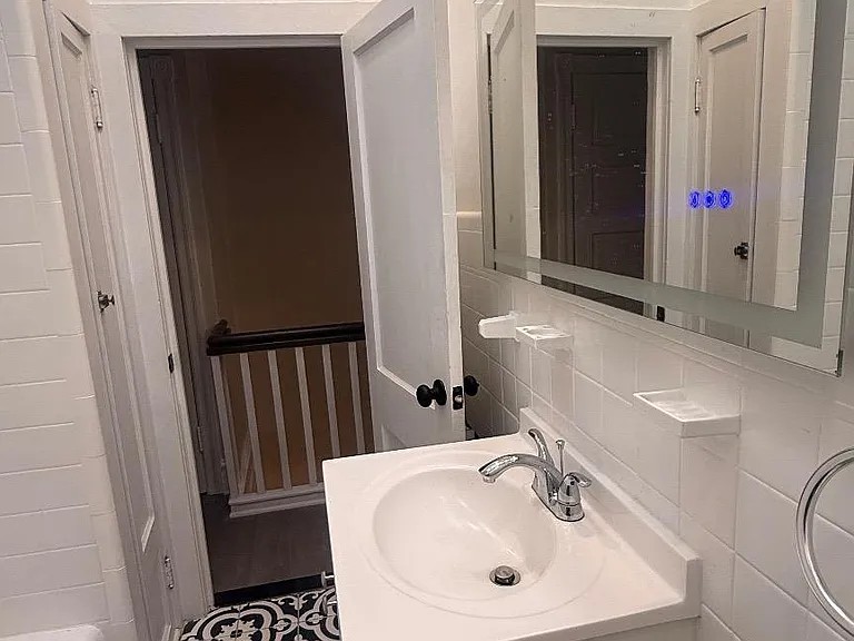 2148 S Lambert St — Photo 12
