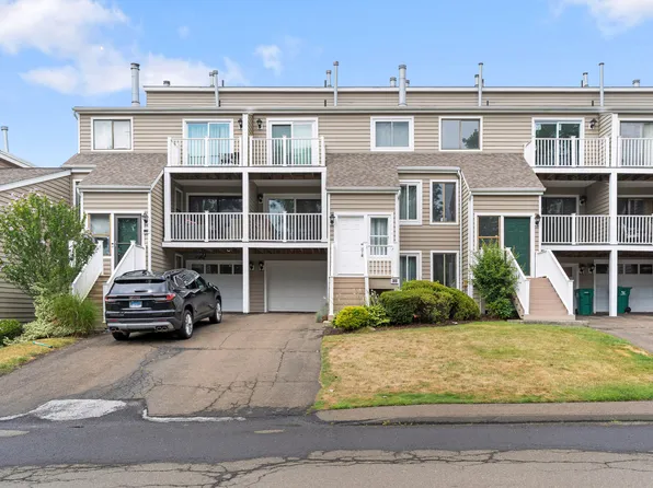 131 Peddlars Drive #131, Branford, CT 06405