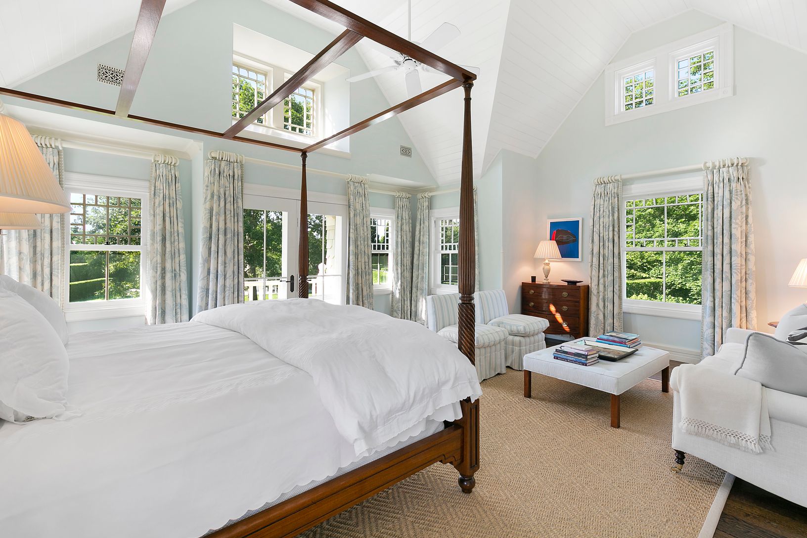 72 Quogue St, Quogue, NY 11959 Out East