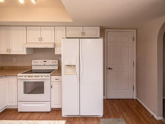 3rd image of 2485 Viejo Dr