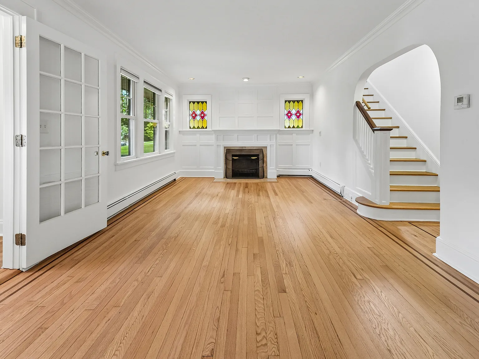 4 bed, 2.5 bath, 2219 sqft, $6,500 — Photo 3
