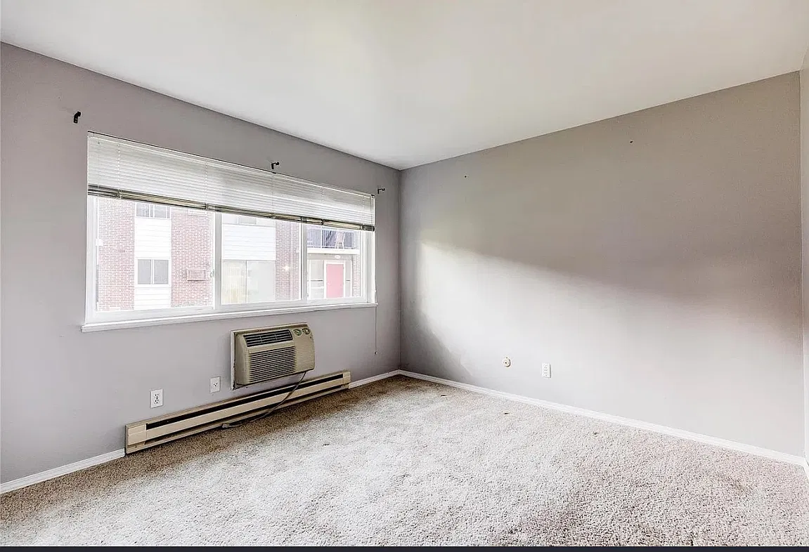 7450 Sieloff Dr — Photo 1