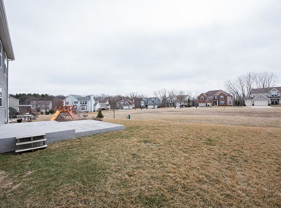 4th image of 1810 Neuway Ln