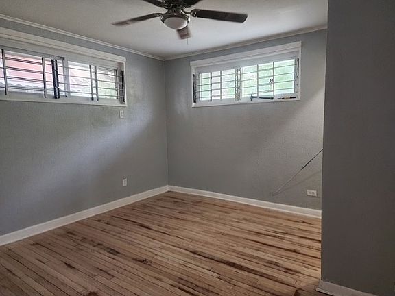 3rd image of 10845 S Emerald Ave