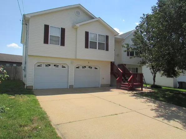 676 Colony Cir, Fort Oglethorpe, GA 30742