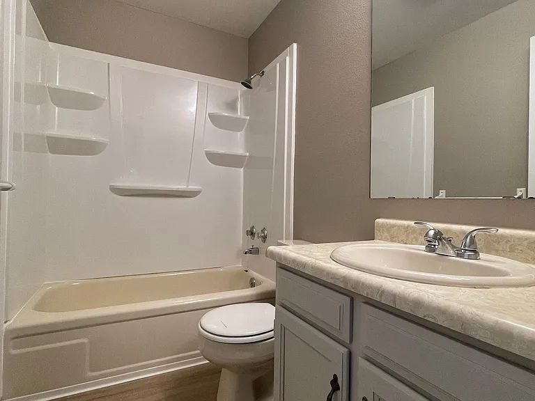 4425 Hollyhock St — Photo 15
