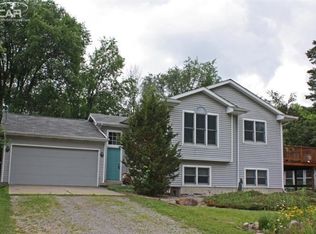 6083 River Rd, Flushing, MI 48433