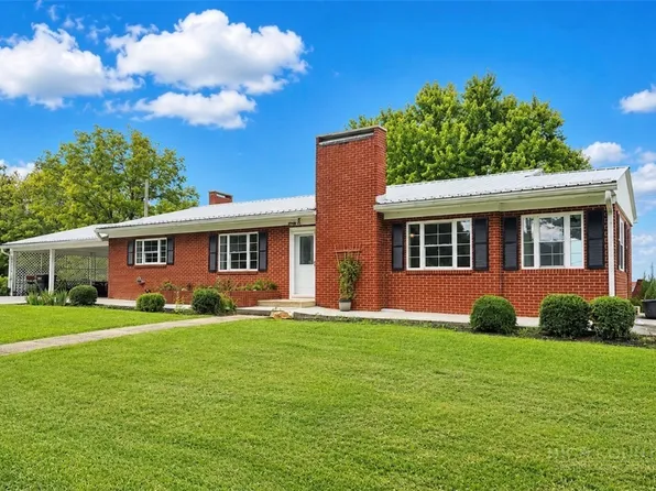 32 Reid Street, Sparta, NC 28675