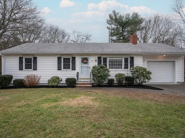 136 Duffy Dr, Taunton, MA 02780