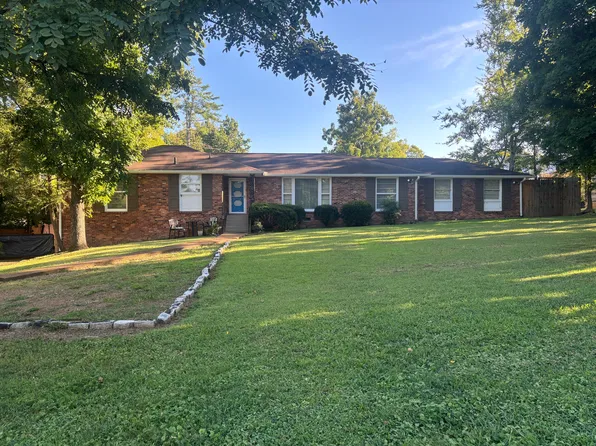 2313 Abbott Martin Rd, Nashville, TN 37215