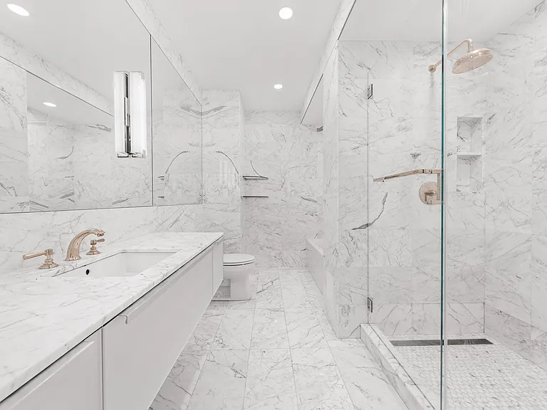 200 E 69th St #32C — Photo 6