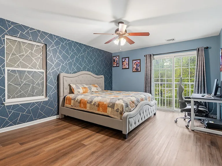 302 Rotando Way — Photo 15