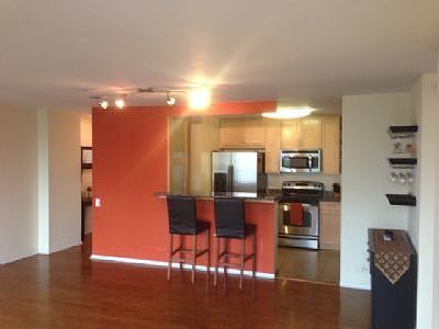 2nd image of 4343 N Clarendon Ave #17