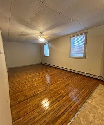 3rd image of 118 W Central Ave