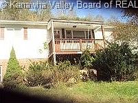5th image of 221 Wood Dr