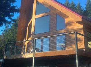 29068 N Grizzly Rd, Gold Beach, OR 97444