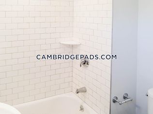 25 Marney St #3R, Cambridge, MA 02141