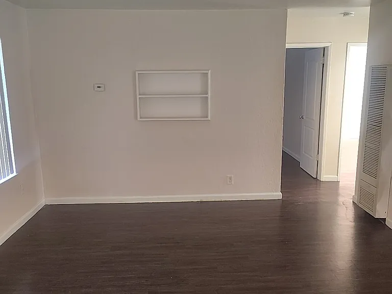 2125 North Ave #2 — Photo 1
