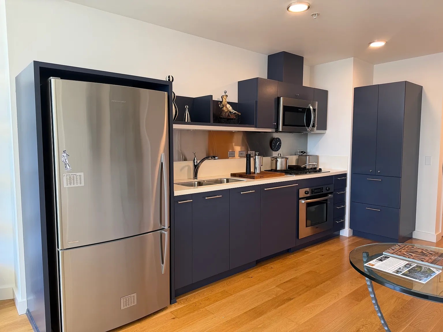 Studio, 636 sqft, $1,600 — Photo 1