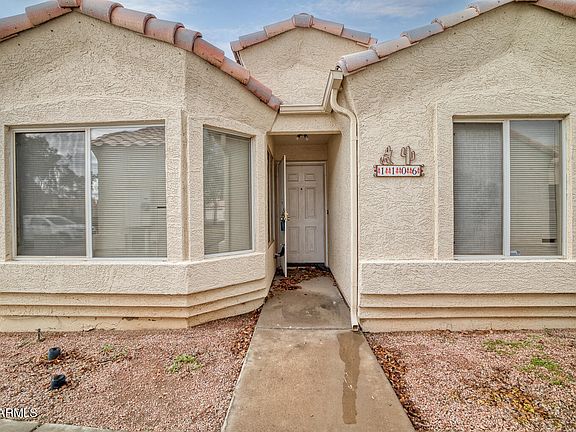 3rd image of 8520 W PALM Lane #1106