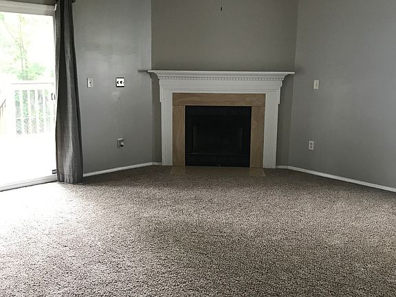 5th image of 5808 Liberty Creek Dr E