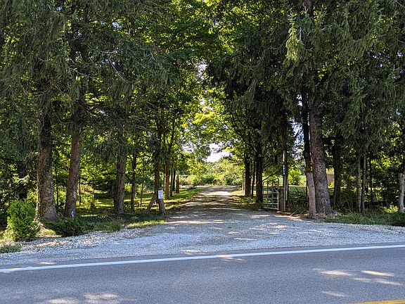 2nd image of 3955 State Highway 55
