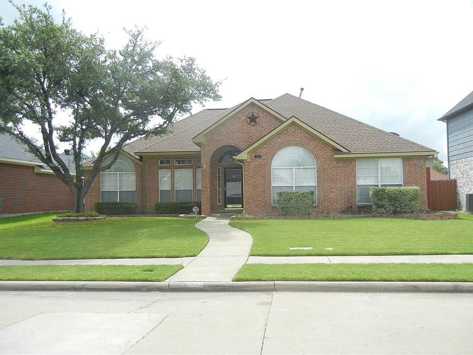 1st image of 2430 Stillwater Dr
