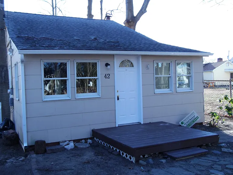 42 Liverpool Rd — Photo 1