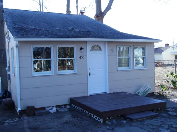 42 Liverpool Rd, Brick, NJ 08723