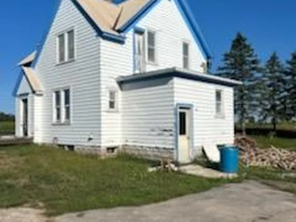 16819 Tannery Rd, Mishicot, WI 54228