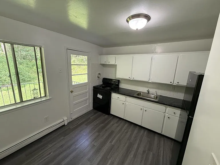 43 Rome Ave — Photo 10