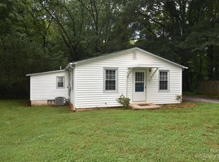 193 4th St NE, Taylorsville, NC 28681