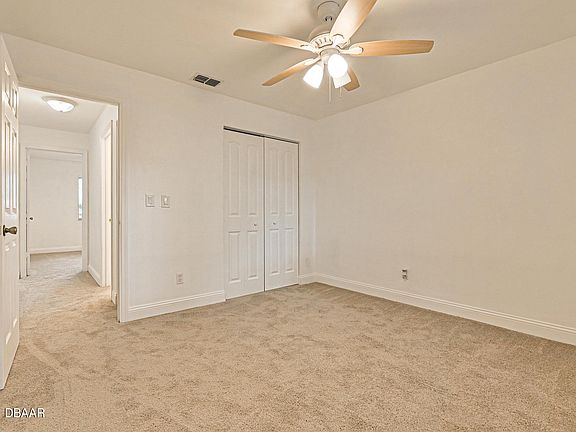 5th image of 764 Tumblebrook Dr