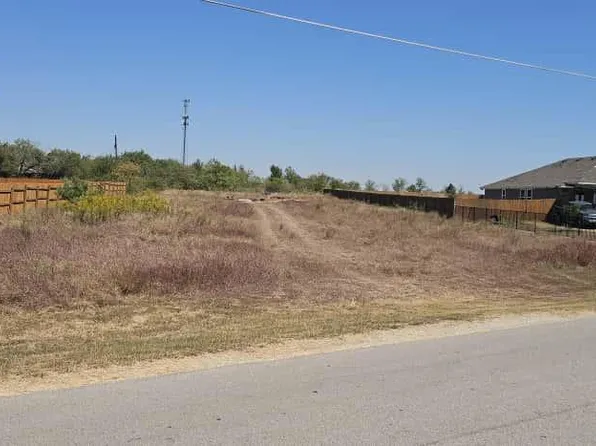 169 El Rey Dr, Kyle, TX 78640