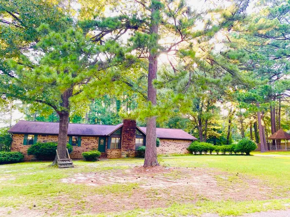 3670 Braxton Rd, Camden, AR 71701