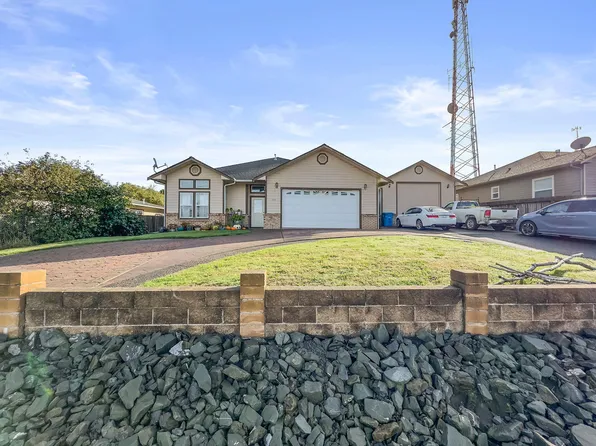 7283 Dauber Ln, Eureka, CA 95503