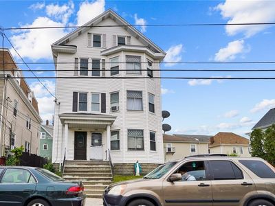 350 Central St, Central Falls, RI, 02863
