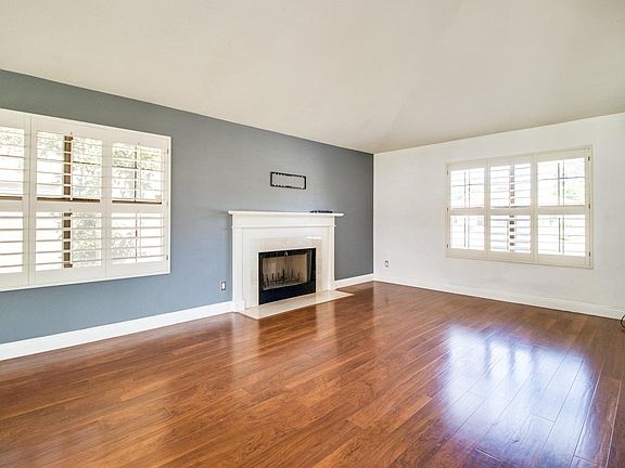 3rd image of 5413 E Kings Ave