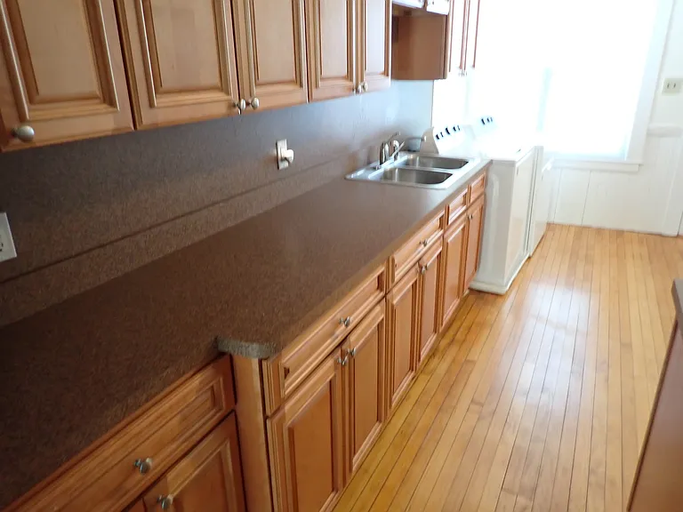 267 Ash St — Photo 4