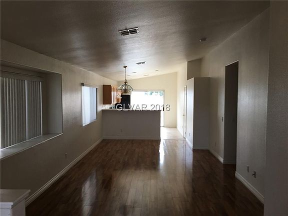 5th image of 5611 Halvern Ave