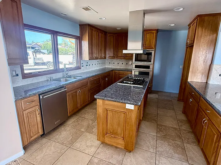 1698 Via Elisa Dr — Photo 13