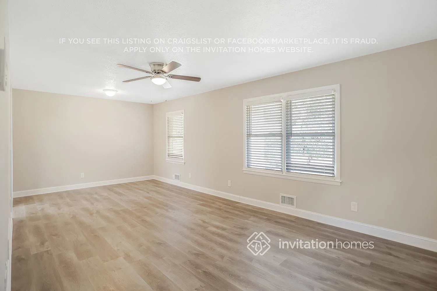 883 Meadow Rock Dr Stone Mountain, GA 30083 — Photo 3