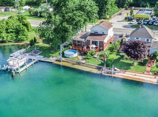 9241 Dixie Hwy, Ira, MI 48023