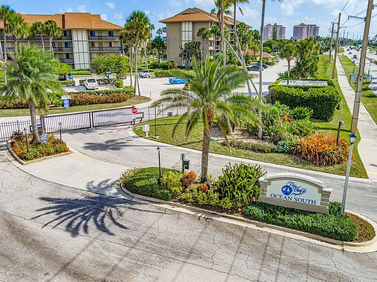 501 S Seas Dr #202 — Photo 44
