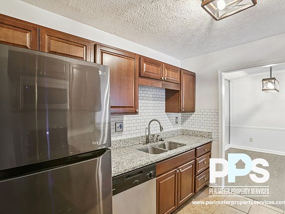 5th image of 801 Countryside Pl SE